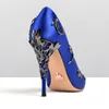 2021 Mode Bruiloft Schoenen roze blauw bruids Puntige eden pumps Vrouwen hoge hakken 9 cm met bladeren schoenen voor avond Cocktail prom party