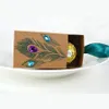 . Novo design europeu pena de pavão caixa de doces embalagem de presente de papel kraft para doces chá dim sum casamento favores lin2188