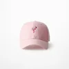 2018 mode roze borduurwerk mode hoeden voor mannen anime vogel borduurwerk harajuku baseball cap mannen en vrouwen streetwear
