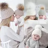 2 pièces mère enfants enfant bébé chaud hiver tricot bonnet fourrure Pom chapeau Crochet casquette de Ski mignon