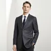 Costumes pour hommes à fines rayures noires Slim Fit Groomsmen Mariage Tuxedos Trois pièces Costume de marié Peaked Revers Blazers formels avec veste et gilet pantalon