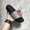 Zapatillas 2018 New Grey Fashion Sandals Hombres Mujeres Zapatillas Tiger Cat Design Summer Huaraches zapatillas flip Mejor calidad con caja