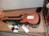 Trasporto libero Nuova chitarra di colore marrone della chitarra elettrica della stringa di Stratocaste 6 di alta qualità CON IL CASO