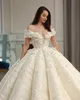 Великолепные 3D-цветочные аппликации Цветочные свадебные платья с плечами рюшачьего бальное платье яемое шее шнурок свадебное платье с коротким рукавом длинный поезд