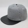 Женская и мужская плоская шляпа Snapback из искусственной кожи, 5 панелей, бейсболка в стиле хип-хоп с сеткой, красный, черный, синий, белый12609617