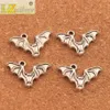 Pipistrello in argento antico con ali aperte distanziatore perline di fascino 200 pz/lotto pendenti in lega gioielli fatti a mano fai da te L979 15.8x23.9mm