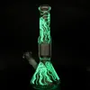 Karanlıkta Glow Bong Jellyfish Desen Beher Bongs Ağacı Percolator Bipbal Boru Cam Yağ Kuleleri Başlık Su Boruları Dab Rig Gid05