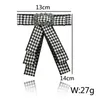 Vintage Stof Vierkant Bow Broches Voor Vrouwen Hals Tie Pins Party Bruiloft Sieraden Retro Grote Lint Broche Kleding Accessoires