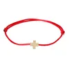 pulsera de cuerda roja cruz