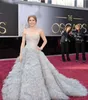 2020 Kostenloser Versand Hochwertige neue europäische und amerikanische Stars mit dem gleichen Ball Abendkleid Oscar-Verleihung Abendkleider aus grauem Tüll