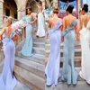 Skräddarsydda sjöjungfrun brudtärna klänningar sexiga backless 2020 band med stora båge sash långa bröllop gäst klänningar kvällsklänningar bälte