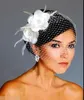 Véu Gaiola Flores Brancas Pena Gaiola Véu de Noiva Peças de Cabelo para Casamento Acessórios de Noiva boné véu chapéu263W
