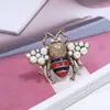 FSHION Vintage simulierte Perle Biene Pin Brosche Antike Pin Frauen Brosche Pin Kostüm Schmuck