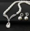 hot new Korean version of the popular pearl necklace earring set wedding wedding jewelry set 2 pieces of fashion classic elegant