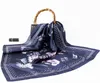 Femmes Bandanas Multifonction Foulard En Soie Satin Petits Châles Carrés Poignée Sac Ruban Dames Bureau Foulard Foulard Nouveau Floral Imprimer