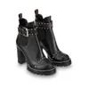 Hot Full Leather Women's Boots Designer Stil Högkvalitativ Mode Kvinna Korta Stövlar Damskor Gratis frakt EUR 35-42