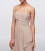 Modest kort A Line Country Bridesmaid Dresses Sweetheart Ruched Chiffon Ruffles Maid of Honor Party Gowns