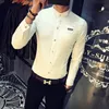 Koreanska Slim Fit Tröja Män Märke Designer Mode Tuxedo Tröjor Mens Klänning Spring Stand Collar Långärmad Sociala Skjortor Man 5XL