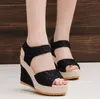 Scarpe Da donna Estate 2018 새로 오픈 한 발가락 테스트 Pace Alti Talloni di Modo Sandali Con Zeppa 섹시한 남성 여성 데님 샌들을 착용하십시오.