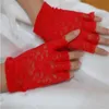 2016 femmes vintage incroyable Goth fête crème solaire Sexy habillé dentelle gants anti-uv mitaines sans doigts Style296c