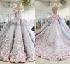 2022 Bleu clair Luxe Puffy Quinceanera Robe de bal Robes 3D Fleurs Dentelle Appliques Cap Manches Peplum Doux 16 Longueur De Plancher Part240n