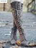 2018 Herbst Winter Vintage Spitzschuh Schnürstiefel Damen Kniehohe Stiefel Mode Metall verzierte Schuhe Damen Med Heel Bottes Femmes