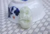 ナチュラルShaanxi Lantian County White Jade。絶妙な羊の手を彫りている12黄褐色の動物。楕円形。ネックレスペンダント（アマレ）