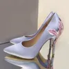 Moda Szpiczasty Toe Stilettos Party Wedding Buty Kobieta Slip On Ladies High Heels Tacones Mujer Metallic Liście Zdobione Satynowe Jedwabne pompy