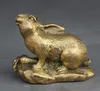 Lucky Chinese Fengshui Koppar Brass År Zodiac Rabbit Carrot Staty Figur