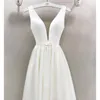 Romantisches Feenprinzessin-Hochzeitskleid, klassisches A-Linien-Brautkleid aus Royal-Queen-Satin mit Sweep-Zug, sexy, ärmellose Brautkleider mit tiefem V-Ausschnitt