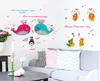 2pcs / lot Cartoon dauphin poissons animaux stickers muraux Pour les chambres d'enfants salle de bains carrelage verre enfants stickers muraux décorations pour la maison