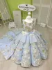 Słodkie Niebo Niebieski Kwiat Girl Dresses Princess Jewel Neck Koronki Dziewczyny Formalne Party Suknie A Linia 3D Appliqued Urodziny Dress Pagewne Suknie