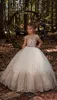 Abito da fiore da fiore da pallone principessa abiti per matrimoni Crystal Sash Baby Girl Birthday Party Gowns a buon mercato First Communion Dress S