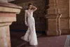 Berta Brautkleider, Spitzenapplikationen, transparente lange Ärmel, Meerjungfrau-Brautkleider, sexy rückenfreies Strandhochzeitskleid mit 3D-Blumen