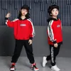 Kırmızı Kızlar Balo Salonu Caz Hip Hop Dans Performans Kostümleri Hoodie Gömlek Pantolon Tops Çocuk Erkek Dans Giyim Kıyafetleri Sahne Giyim