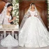 2019 Vintage bröllopsklänningar av axel spets blommiga applikationer kapell bröllopsklänning skräddarsydda plus storlek brudklänningar med katedral tåg