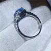 Handmade Lovers Rocznica Pierścień Niebieski Opal CZ Biały Złoto Wypełnione Party Wedding Band Pierścienie Dla Kobiet Mężczyzn Biżuteria Prezent