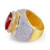 Anéis masculinos de luxo hip hop rubi vermelho micropave zircônia cúbica bling bling diamantes simulados anel banhado a ouro 18 quilates