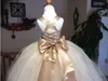 2020 crianças Vintage Formal Wear Lace Champagne Meninas Pageant Vestidos Spaghetti inchado Tulle vestido de baile Flor Meninas vestidos para casamento