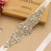 Missrdress Silver Crystal Wedding Belt Sashes Juvelerade pärlor Rhinestones Brudbälte Sashes för bröllopsklänningar YS8905003058