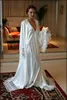 Шикарные длинные рукава из натурального шелка, халаты для подружек невесты и невесты, халат на заказ, свадебный халат для женщин, длина до пола, кружево Sleepwe9617252