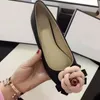 Fashion New Womens Flower Pumps Flat Heel Wedding Party 100% Genuine Leather Designer Pumps Shoes Size 35-40