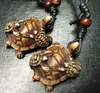 Darmowa Wysyłka YQTDmy Hurtownie 12 sztuk / partia Mężczyźni Kobiet Imitacja Yak Bone Rzeźbione Matka Dzieci Turtle Rock Naszyjnik