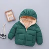 Nya Barn Down Coat Vinter Varm Borstat Baby Boys Kläder Tjejer Outwear Kids Thiick Coats Baby Spädbarn Jackor