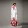 Robes de soirée élégantes blanches et rouges Ashi Studio à manches longues une ligne robes de bal vêtements de cérémonie femmes Cape robes de soirée HY355