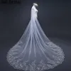 Kristaller Bröllopsvenar Beaded Long 1 Layer Cathedral Lace Edge Bridal Veils 2018 Ny designer 3m 4m Veils bröllopstillbehör