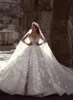 Lyxiga Långärmade Bollkakor Bröllopsklänningar Beaded 3D Blommorapparat Saudiarabien Lace Bridal Gowns 2021 Plus Storlek Bröllopsklänning