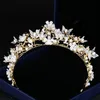 Nya fjärilar Flower Bride Headpieces Crystal Crown Gold Baroque Tiaras Bröllopstillbehör smycken Birthday Alloy Bridal Hair P8090349