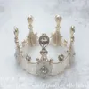 2021 New Cake Toppers Decorations Retro Crystal Crown Shaped Girls Princess Birthday Cake Tools Baked Dessert Favors Selling1511935