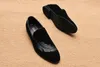 2017 Hot Sales Fashion Men Locages Slip on Mens Chaussures Mentide Velvet Slippers British Robe Shoe Men's Flats Mariage et Party Chaussures M216